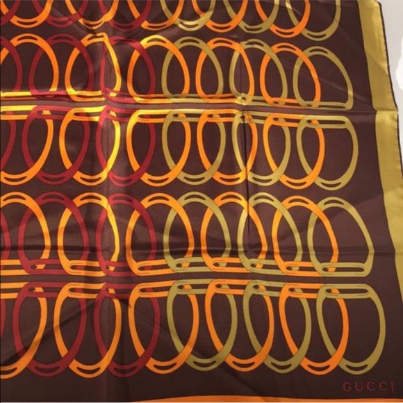 Authentic Gucci silk scarf🌸 - Picture 4 of 10
